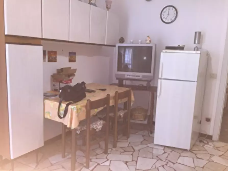 Immagine 11 di Appartamento in vendita  a Savona