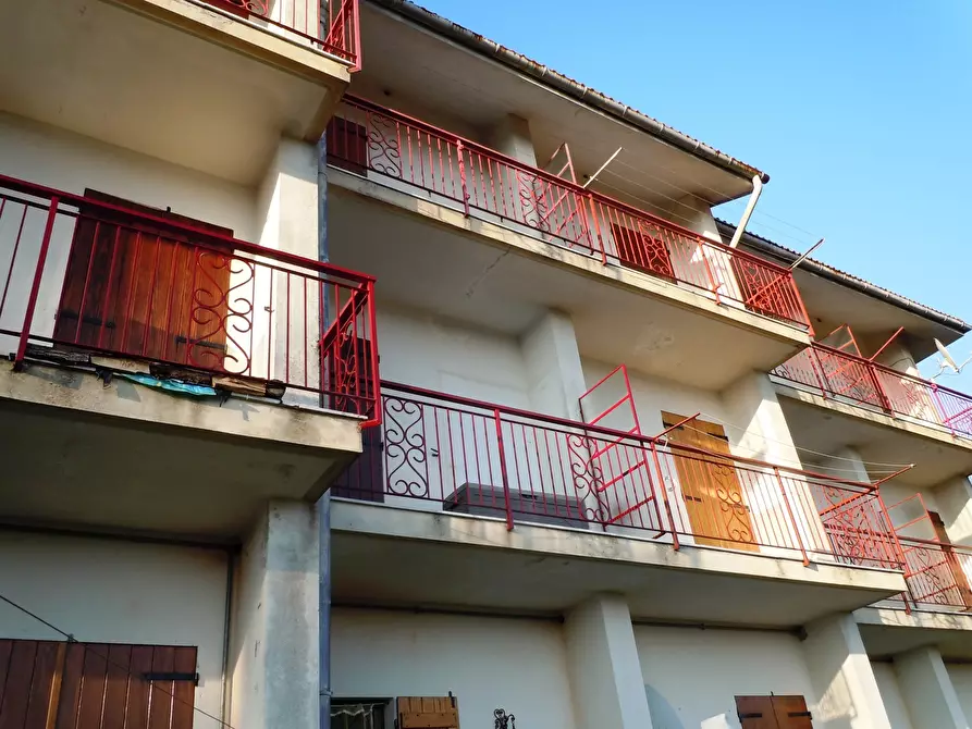 Immagine 1 di Appartamento in affitto  a Urbe