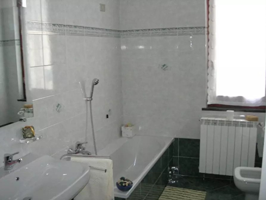 Immagine 13 di Casa semindipendente in vendita  a Bergeggi