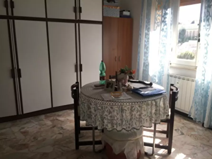 Immagine 1 di Appartamento in vendita  a Savona