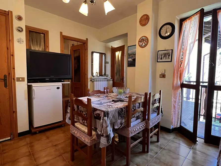 Immagine 6 di Trilocale in vendita  in Via Roma 37 a Pontinvrea