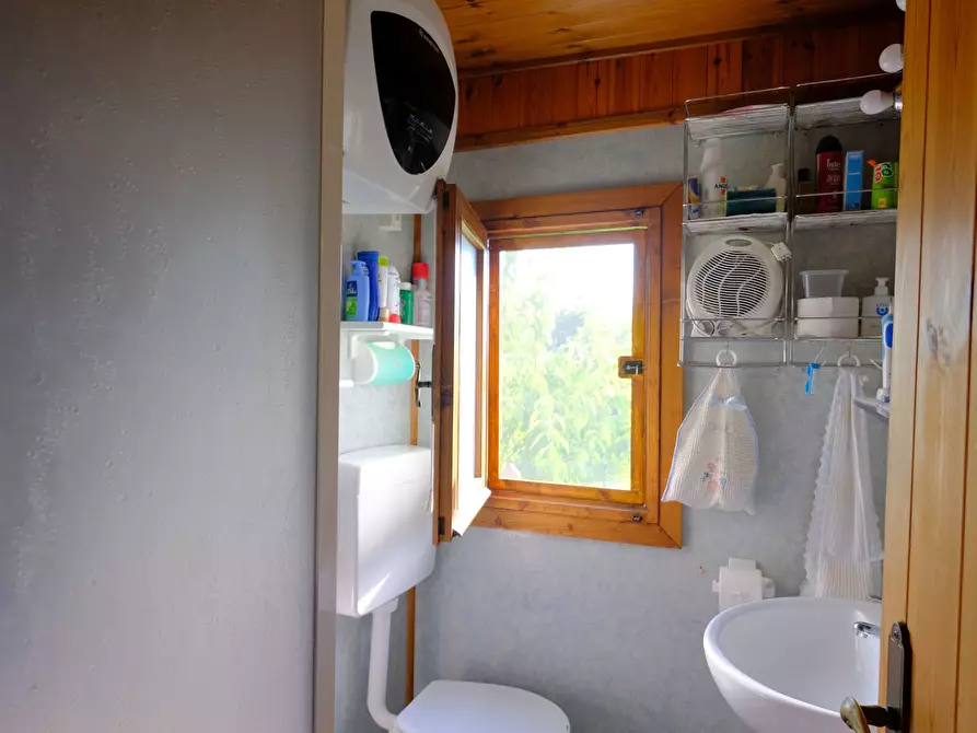 Immagine 15 di Baita in vendita  in Via Vallescura 9 a Urbe