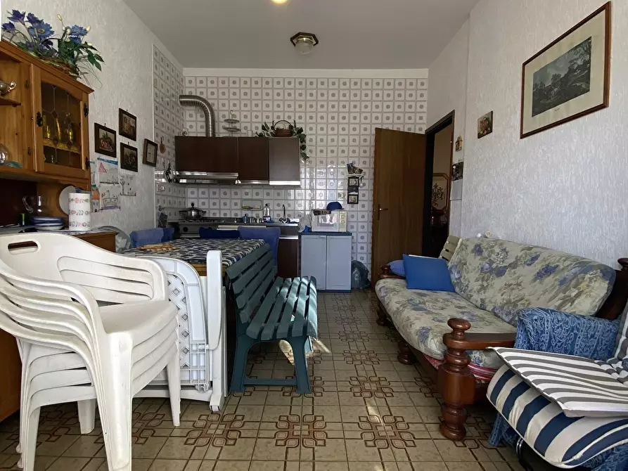 Immagine 21 di Appartamento in vendita  in SP49 41 a Urbe