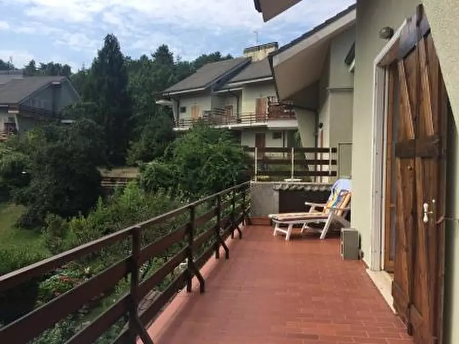 Immagine 10 di Appartamento in vendita  a Urbe