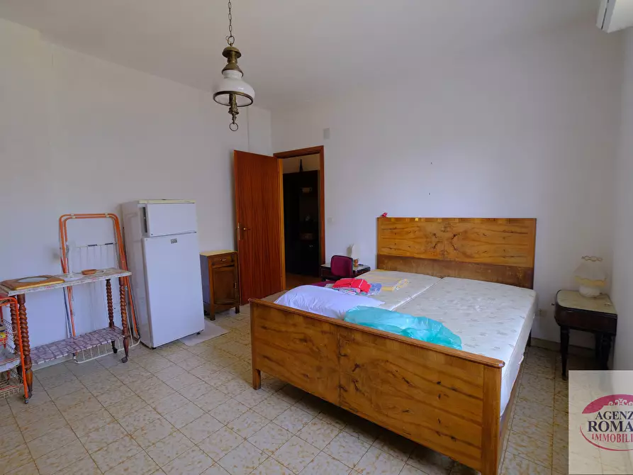 Immagine 6 di Appartamento in vendita  a Urbe