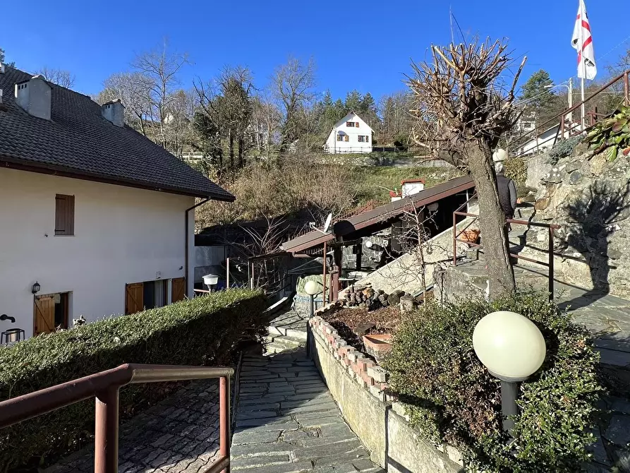 Immagine 6 di Appartamento in vendita  in SP49 41 a Urbe