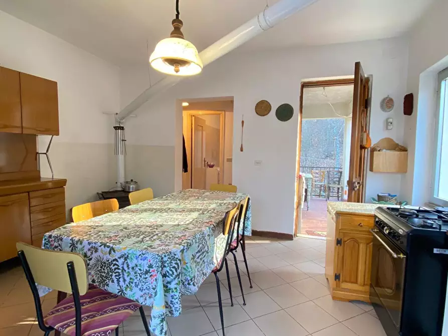 Immagine 10 di Rustico / casale in vendita  a Sassello