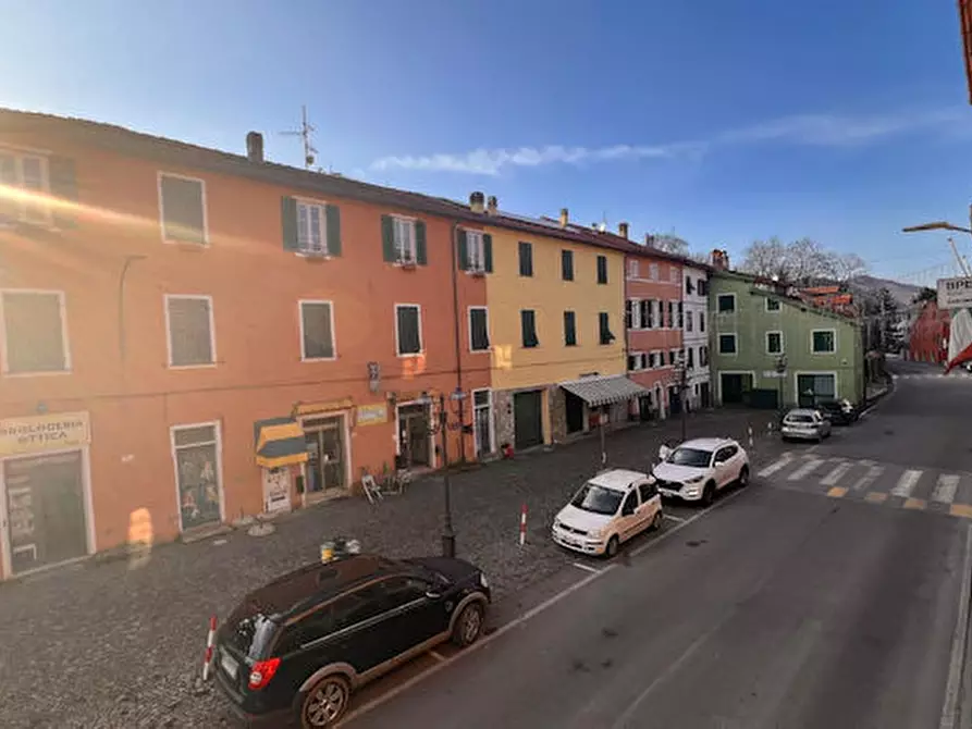 Immagine 1 di Appartamento in vendita  in Piazza dell'Indipendenza 20 a Pontinvrea