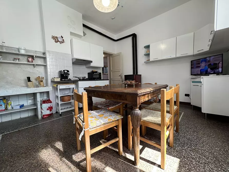 Immagine 10 di Trilocale in vendita  in SP49 26 a Sassello