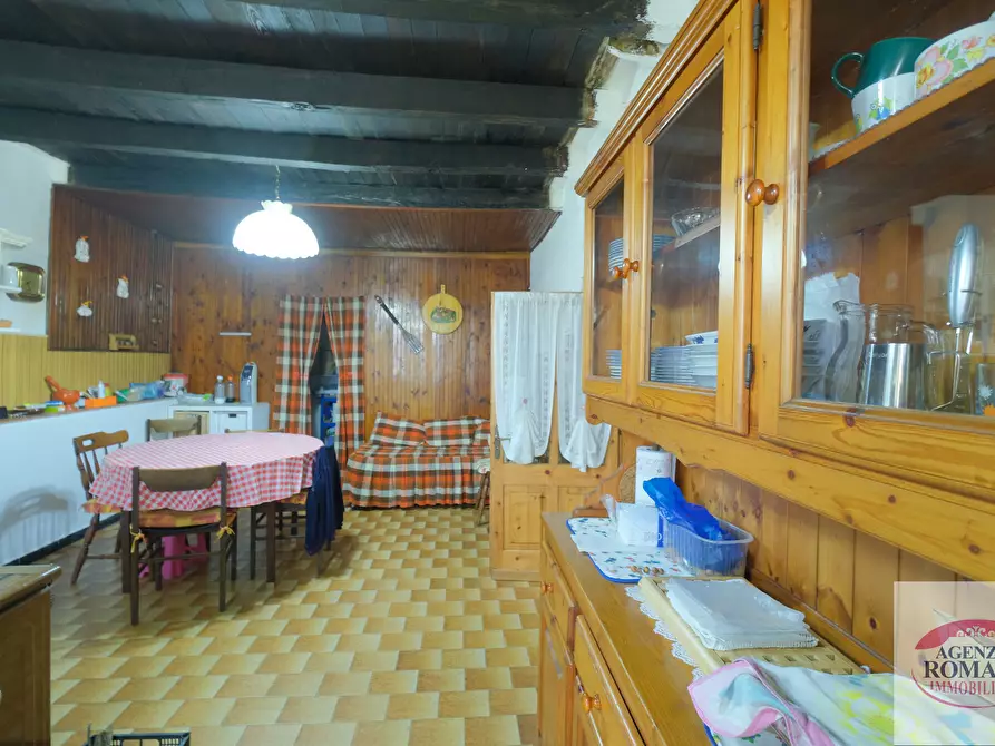 Immagine 34 di Porzione di casa in vendita  in Via Montà 14 a Urbe