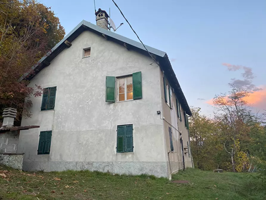 Immagine 3 di Rustico / casale in vendita  a Sassello