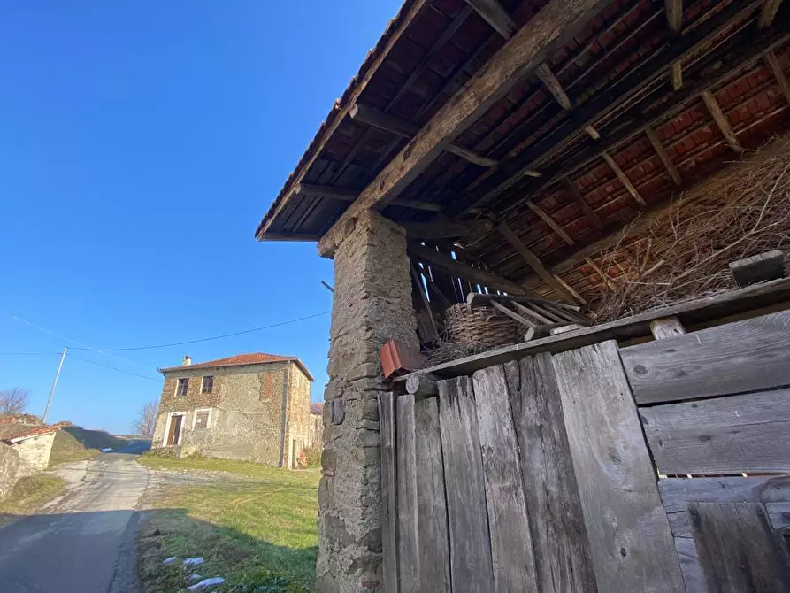 Immagine 5 di Rustico / casale in vendita  in Via G. B. Martinu 25 a Mioglia