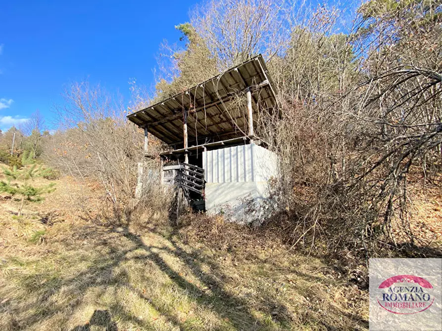 Immagine 12 di Rustico / casale in vendita  a Sassello