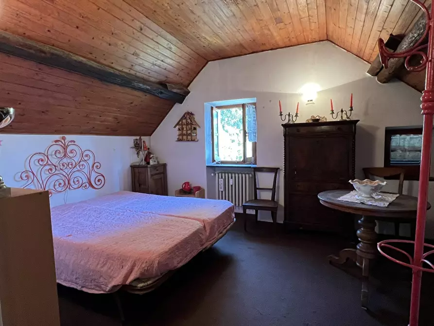 Immagine 19 di Appartamento in vendita  in Via Sorerolo 2 a Sassello