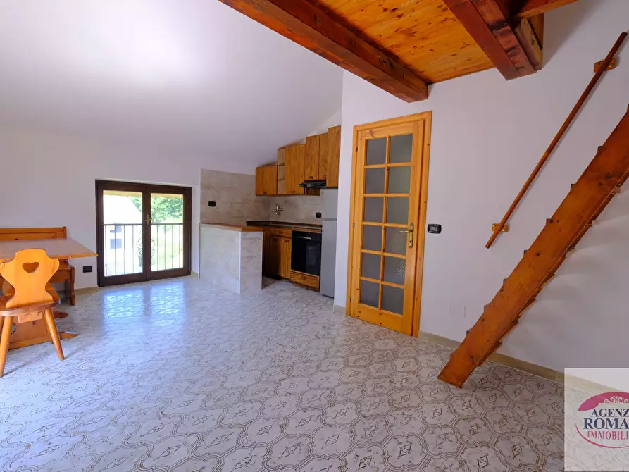 Immagine 7 di Appartamento in vendita  in Via Marasca 96 a Urbe