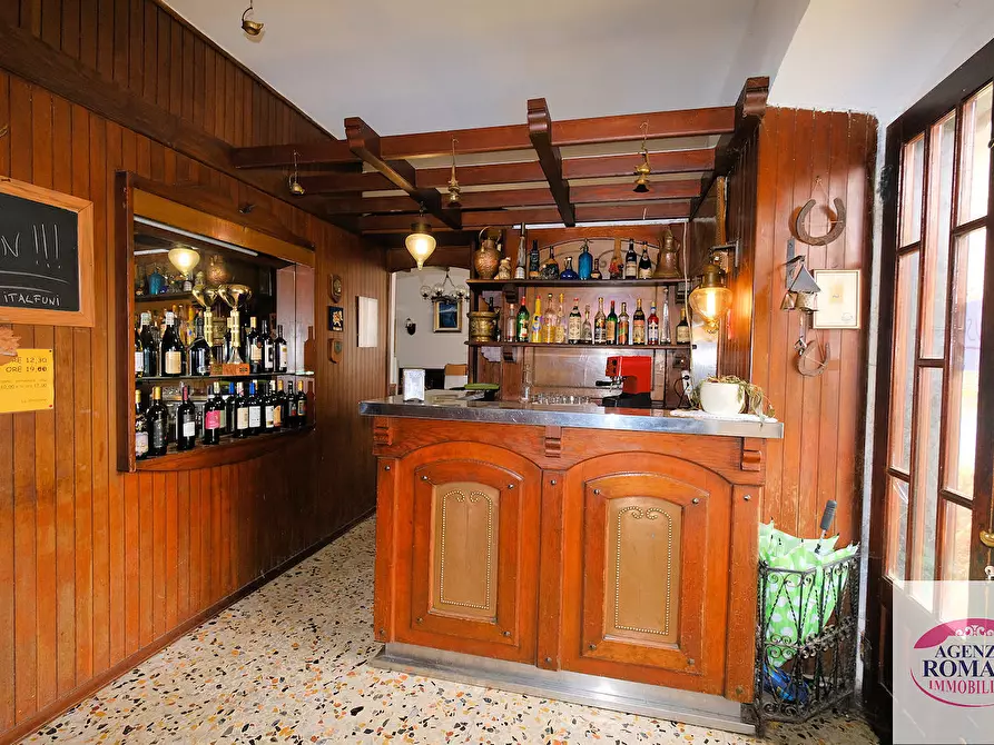 Immagine 13 di Palazzo in vendita  in Via Stefano Ramorino 14 a Urbe