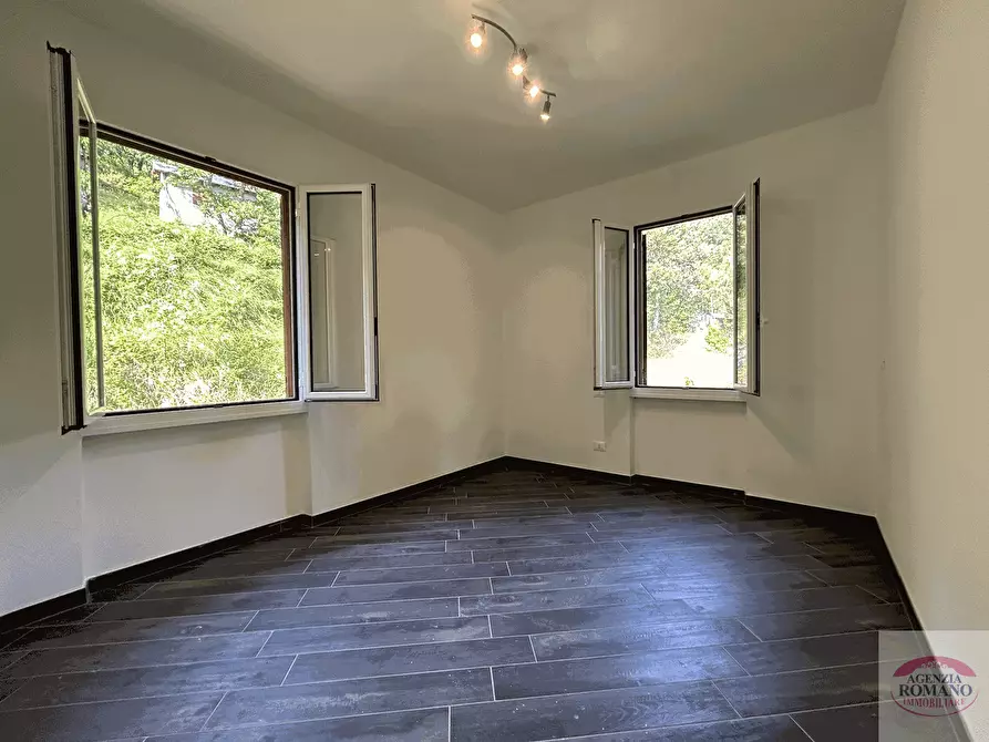 Immagine 12 di Villetta a schiera in vendita  in Località Giardini 11-12 a Sassello