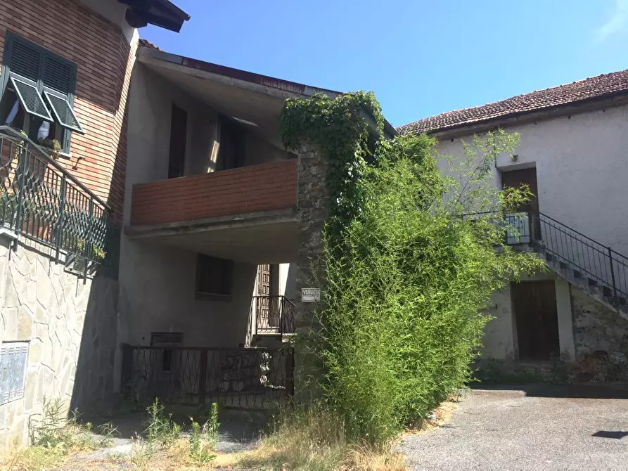 Immagine 22 di Porzione di casa in vendita  in Via Roma 5 a Mioglia