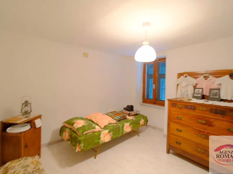 Immagine 25 di Rustico / casale in vendita  a Pareto