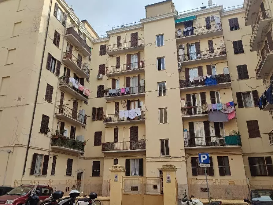 Immagine 1 di Quadrilocale in vendita  in Via Enrico Porro 1 a Genova