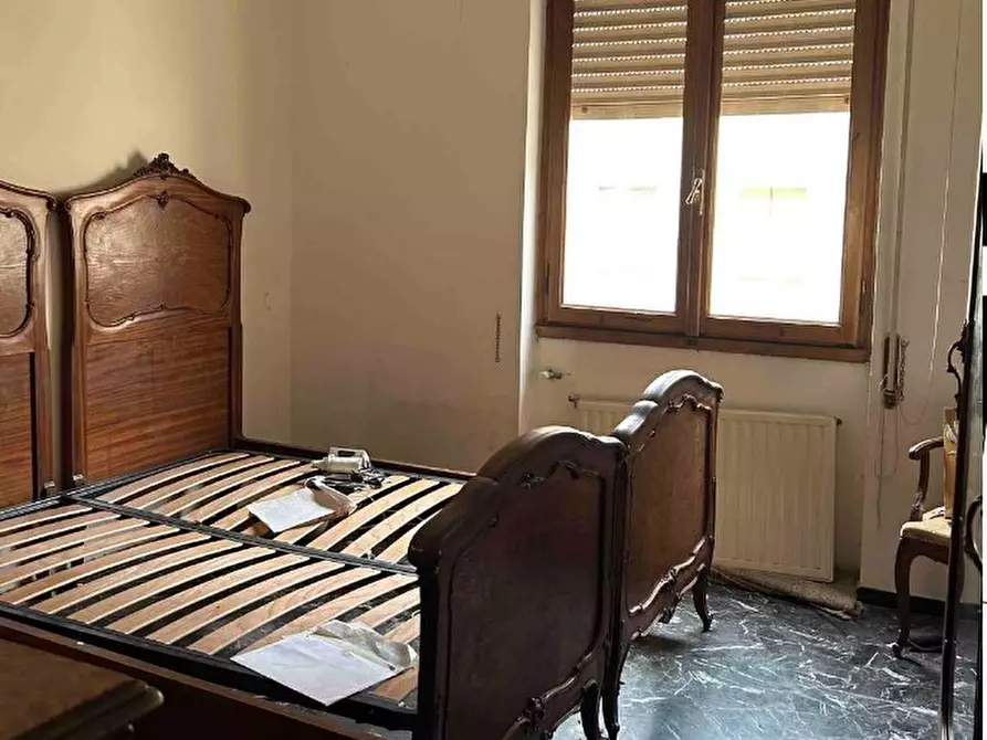 Immagine 7 di Pentalocale in vendita  in Via Laviosa 37 a Genova