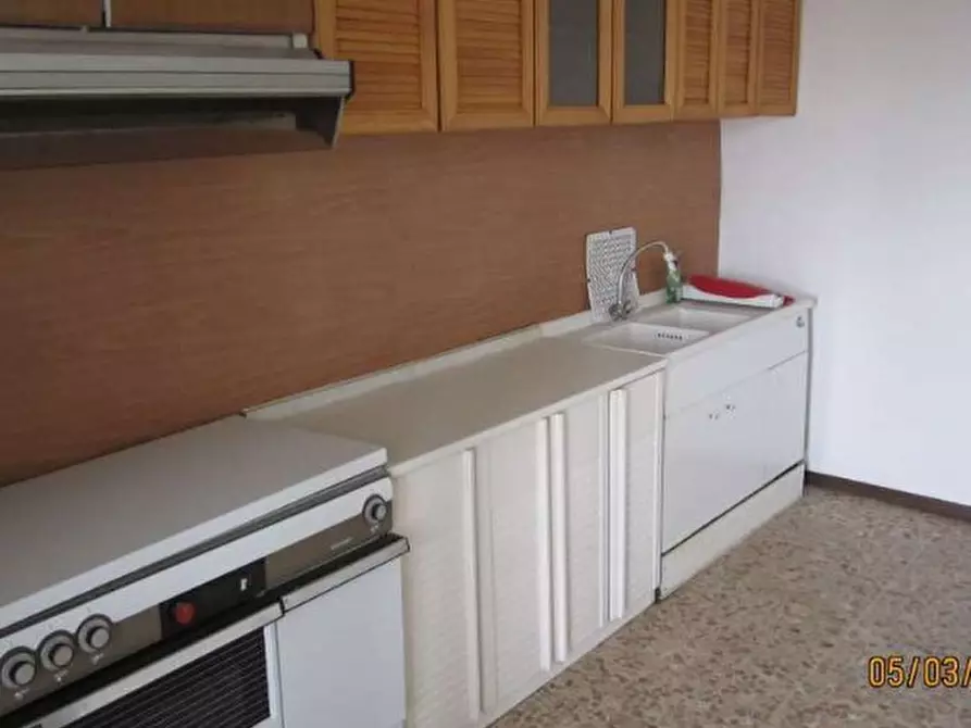 Immagine 3 di Pentalocale in vendita  in Via Fratelli Rosselli 26 a Sale