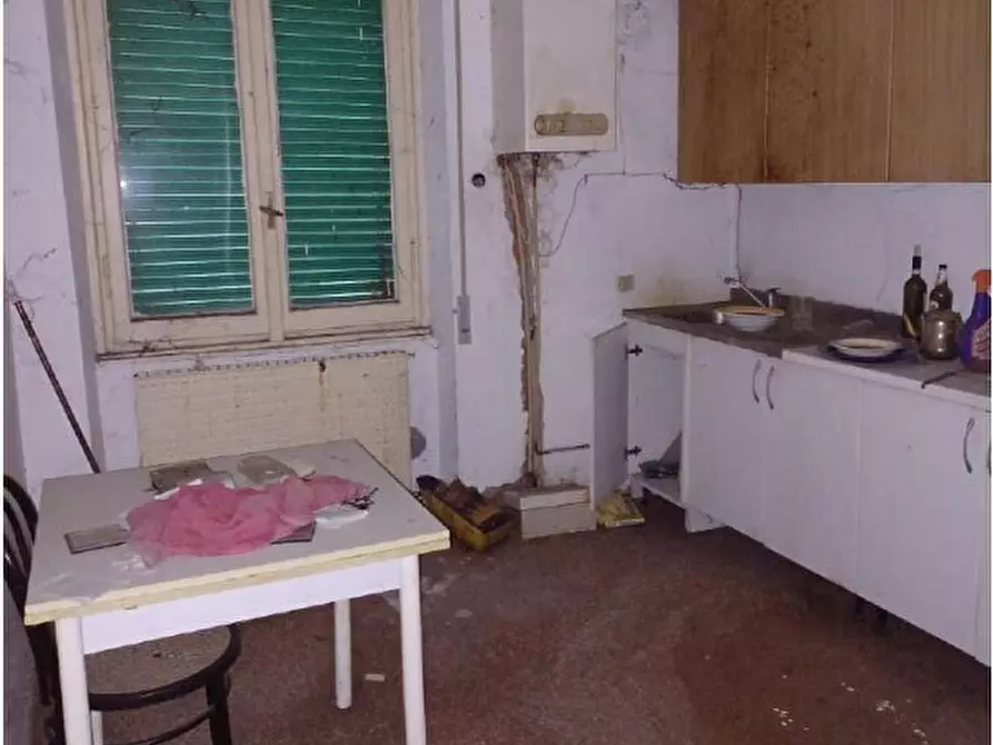 Immagine 5 di Pentalocale in vendita  in Via Palestro 22 a Serravalle Scrivia