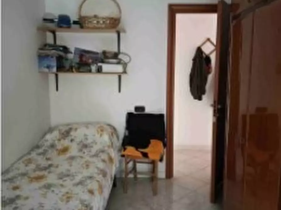 Immagine 6 di Pentalocale in vendita  in Via Elio Modigliani 19 a Genova