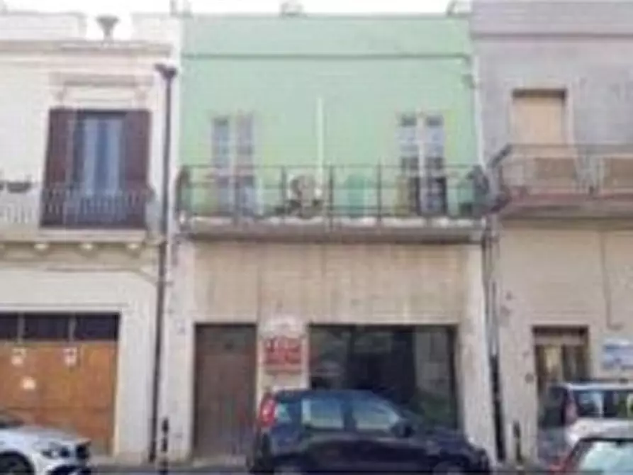 Immagine 1 di Pentalocale in vendita  in Via Carmine 103 a Brindisi