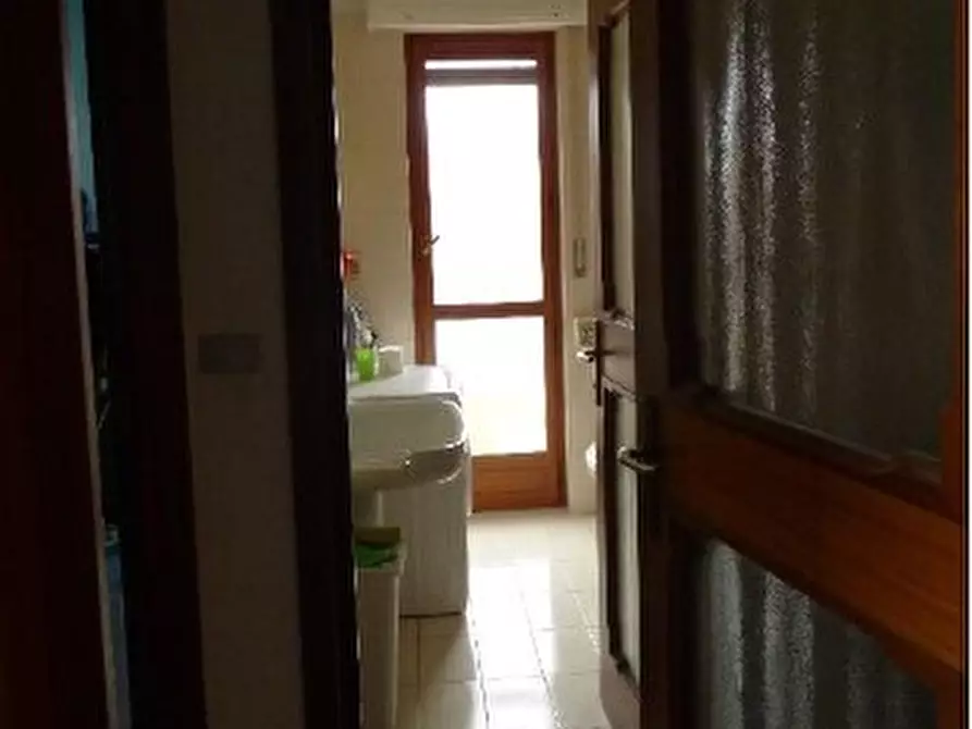 Immagine 6 di Quadrilocale in vendita  in Via Beppe Fenoglio 14a a Cuneo