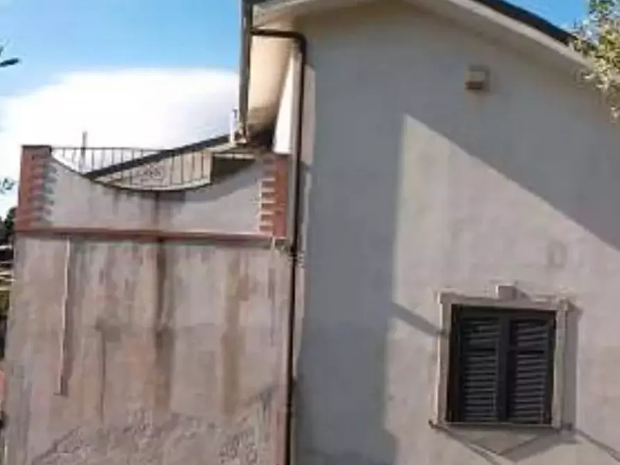 Immagine 1 di Villa in vendita  in Via Vicinale della Valle Regione Santa Lucia 15 a Diano Castello