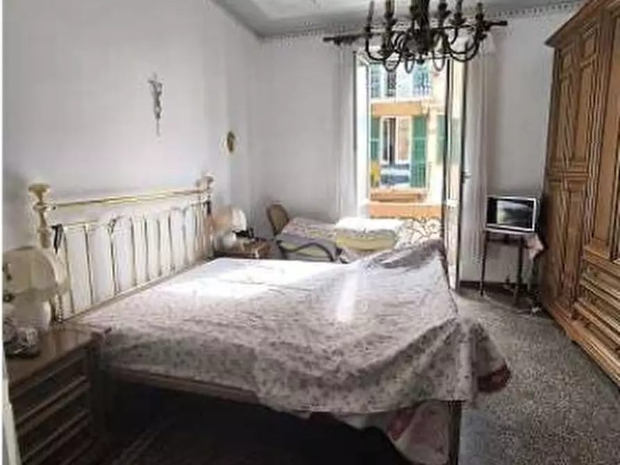 Immagine 6 di Pentalocale in vendita  in Via Antonio Cantore 29 a Genova