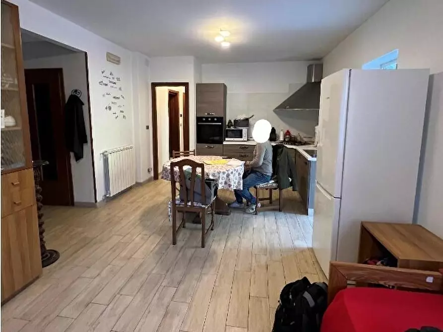 Immagine 3 di Pentalocale in vendita  in Via San Carlo di Cese 36H a Genova