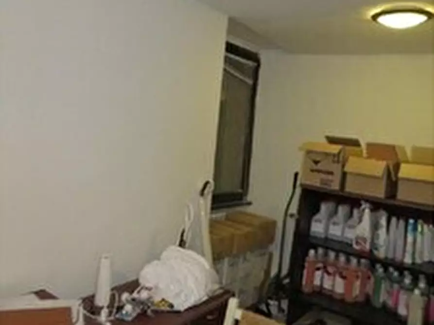 Immagine 5 di Magazzino in vendita  in Vico del Tempo Buono 11 a Genova