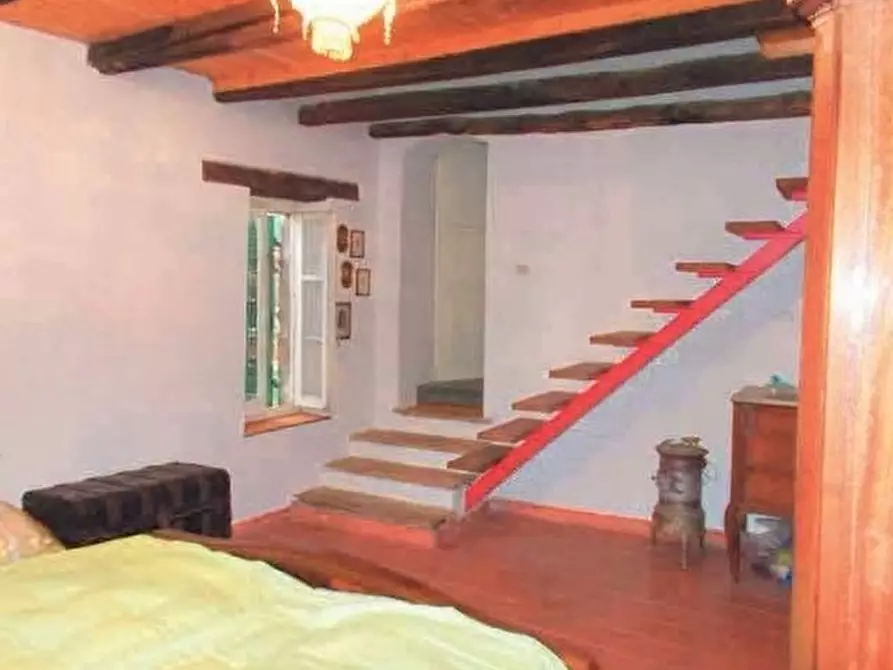 Immagine 7 di Porzione di casa in vendita  in Salita al Castello 8 a Ponzone