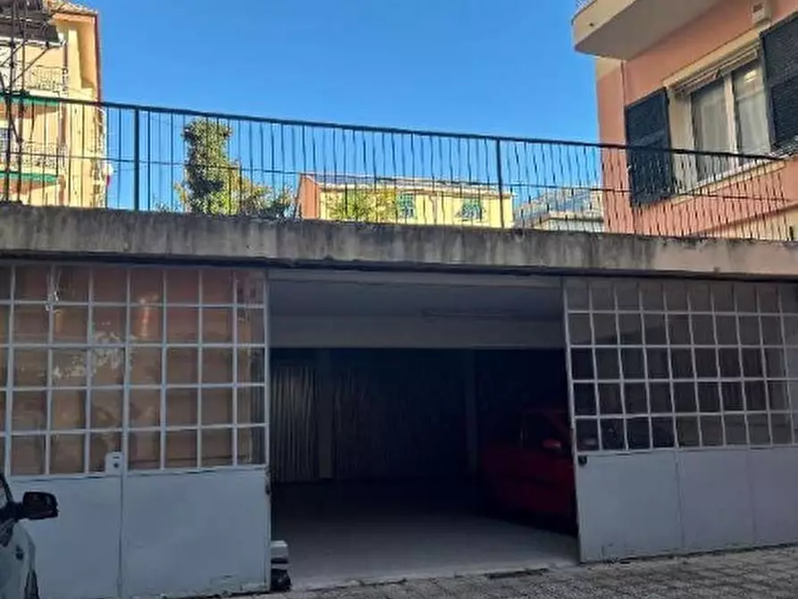 Immagine 4 di Garage in vendita  in Via Nicola Fabrizi 88 R a Genova