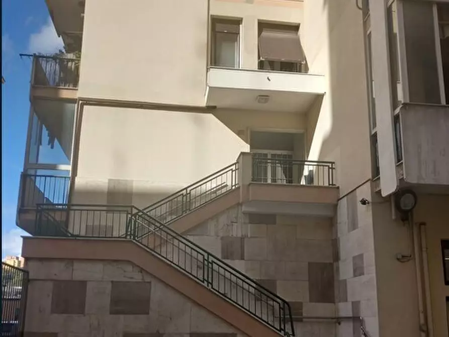 Immagine 12 di Pentalocale in vendita  in Via Walter Fillak 42 a Genova