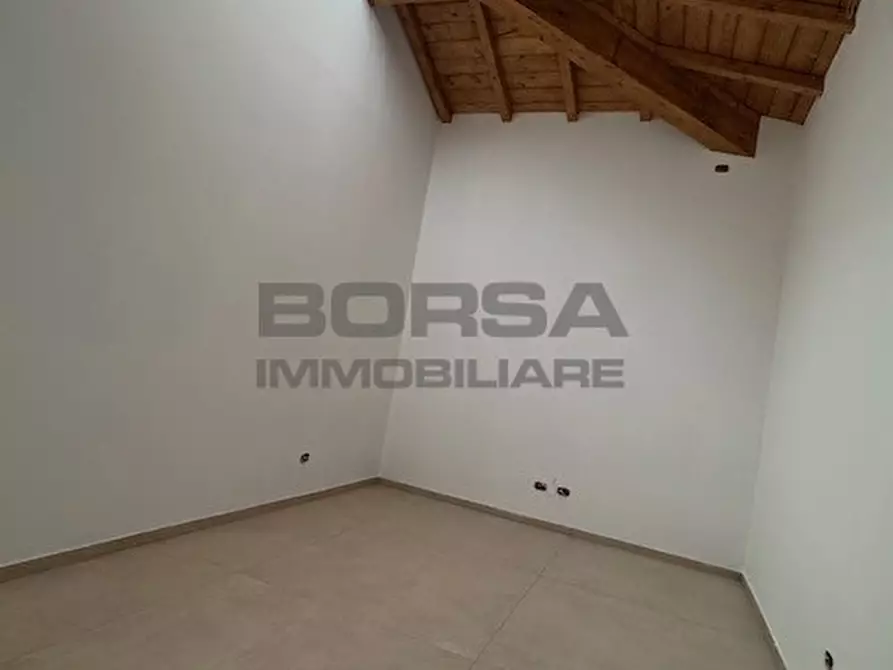 Immagine 14 di Quadrilocale in vendita  in Via delle Sorgenti 402 a Livorno