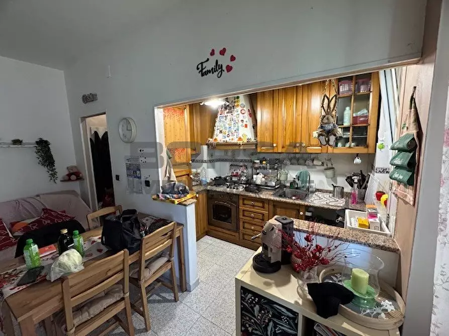 Immagine 2 di Trilocale in vendita  in Via Giovanni Giolitti 2 a Livorno