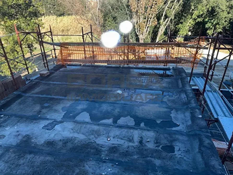 Immagine 7 di Appartamento in vendita  in Via Ombrosa 8 a Livorno