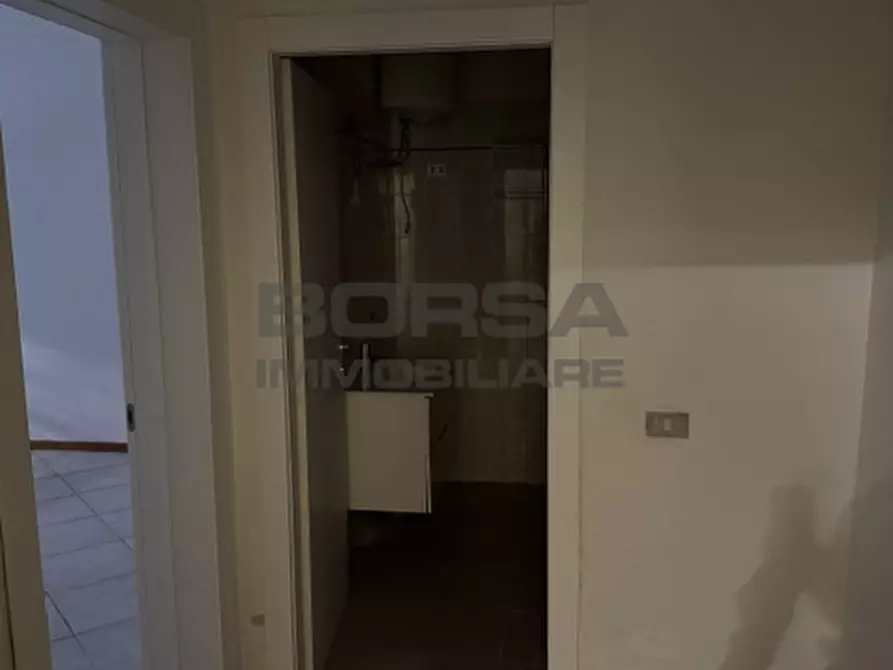 Immagine 17 di Bilocale in vendita  in Via Fagiuoli 6 a Livorno