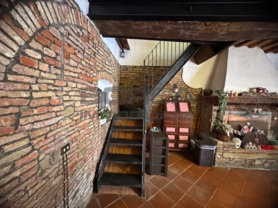 Immagine 15 di Bilocale in vendita  in Via  trento e trieste a Fauglia