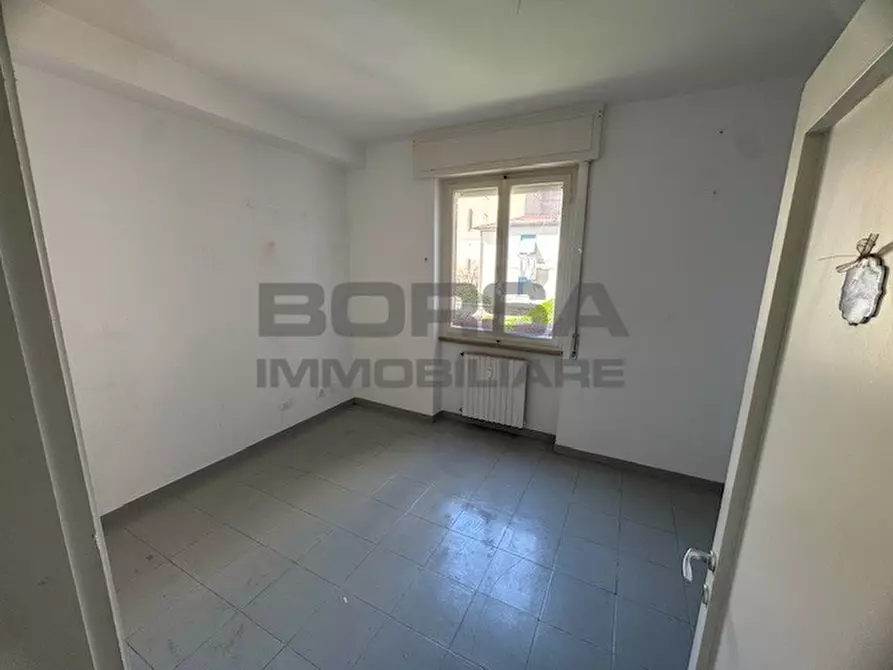 Immagine 5 di Quadrilocale in vendita  in Via della Bastia a Livorno