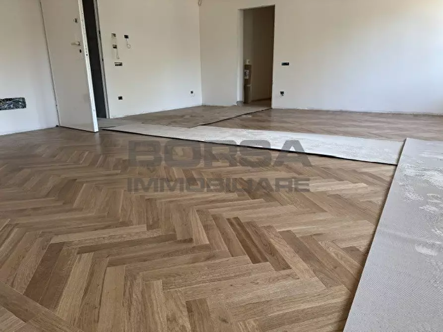 Immagine 2 di Appartamento in vendita  in Via Ombrosa 8 a Livorno