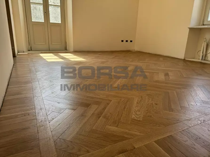 Immagine 4 di Appartamento in vendita  in Via Ombrosa 8 a Livorno