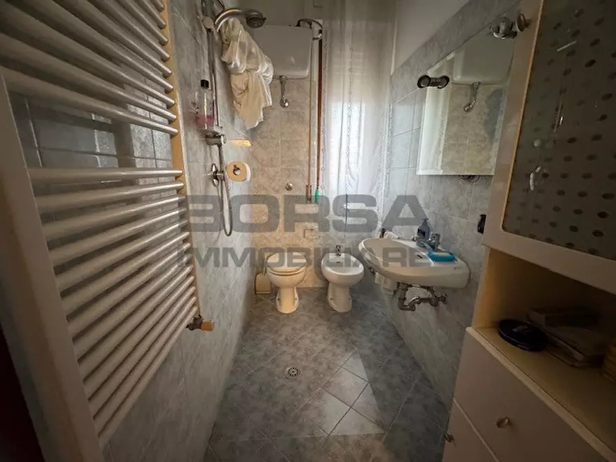 Immagine 18 di Pentalocale in vendita  in Via degli Scarronzoni 5 a Livorno