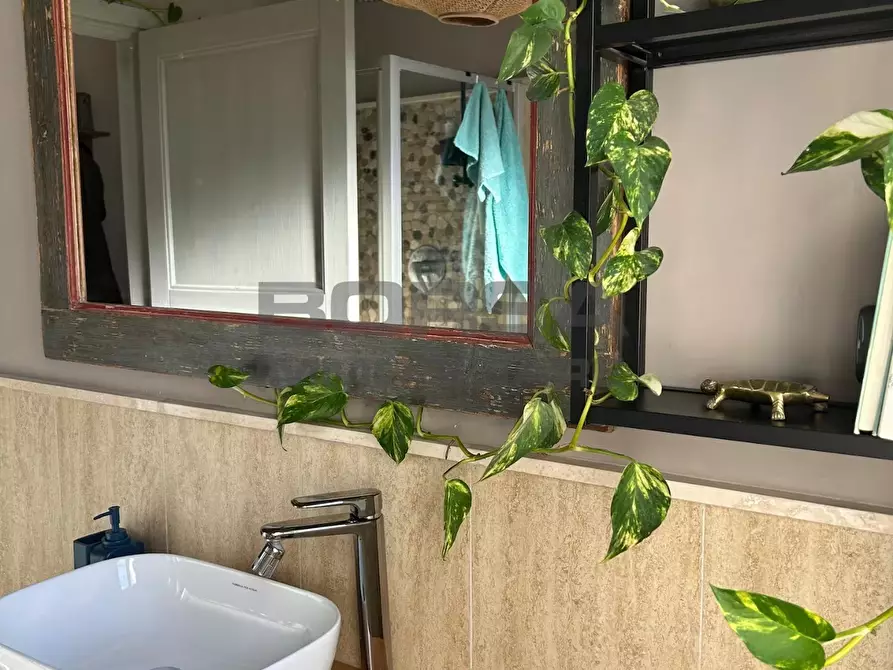 Immagine 20 di Appartamento in vendita  in Via Montebello 49 a Livorno