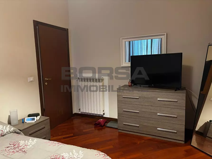 Immagine 21 di Trilocale in vendita  in Viale Giosuè Carducci 47 a Livorno