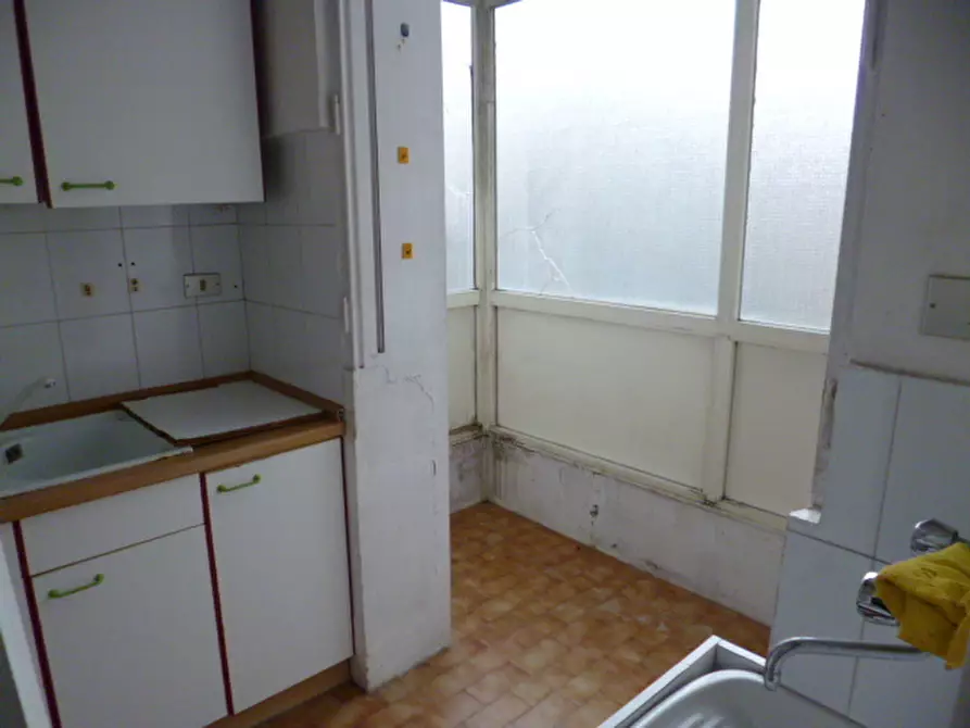 Immagine 5 di Pentalocale in vendita  a Ragusa