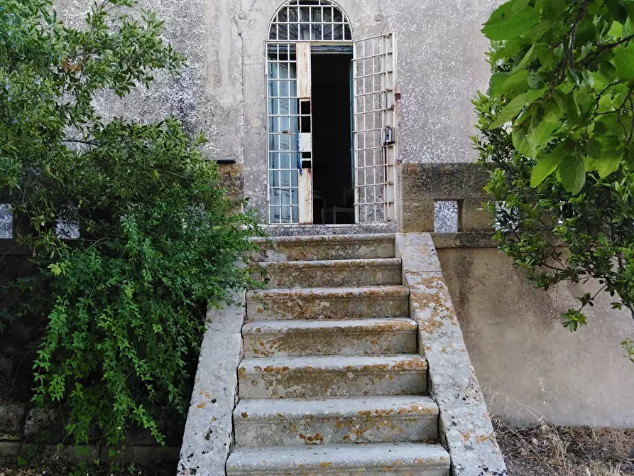 Immagine 1 di Villa in vendita  a Chiaramonte Gulfi